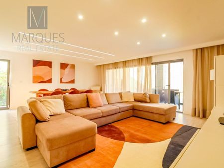 4 room luxury House in Quinta de Santa Teresa, Charneca de Caparica, Almada, Distrito de Setúbal - Photo 5