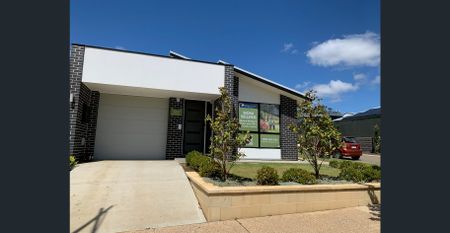 Modern Flair and Sleek Finishes In this new home. - Photo 3