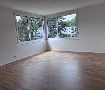 Grosszügige, helle Wohnung mit Balkon und 2 Nasszellen - Photo 1