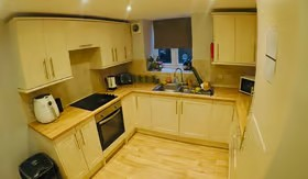 5 Bed - 12 Beamsley Mount, Hyde Park, Leeds - LS6 1LR - Student - Photo 3