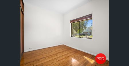 LOVELY HOME IN A GREAT LOCATION - Photo 4