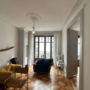 Bel appartement situé aux Eaux-Vives - Photo 2