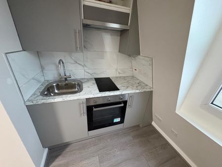 Studio to rent - Photo 4