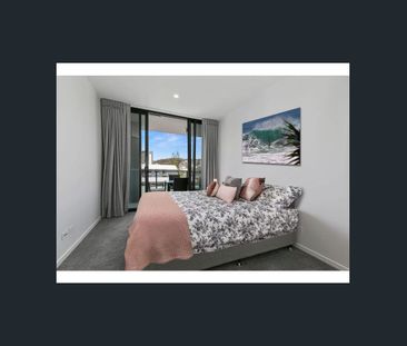 Luxury 2-Bedroom Apartment at Boardwalk Burleigh - Coastal Living i... - Photo 1