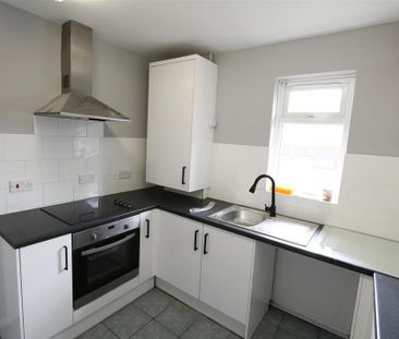 3 bedroom detached house to rent - Photo 6