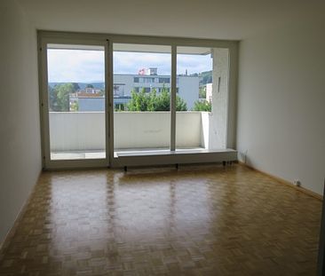 Helle 3,5- Zimmerwohnung mit grossem Balkon - Foto 4