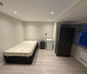 Studio Flat, Fisher Road, HA3 - Photo 3