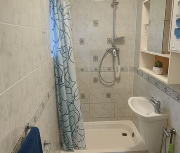 Randall Avenue, London, NW2 - Photo 3