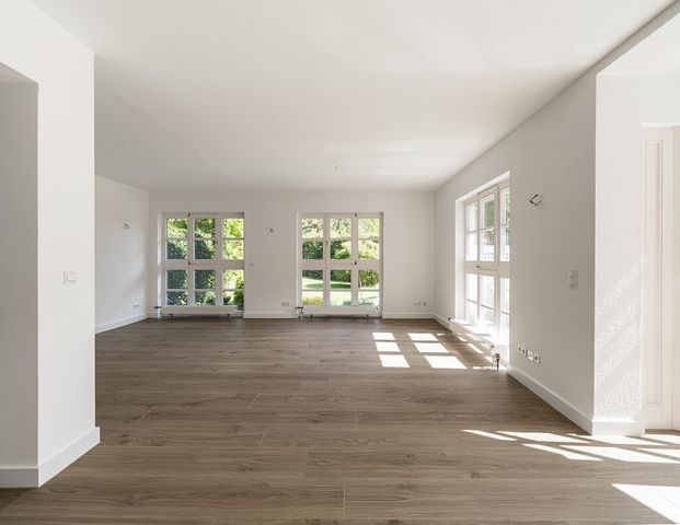 Bremerhaven - Leherheide // Hochwertig modernisiertes Zuhause mit Charakter und Garten - Foto 1