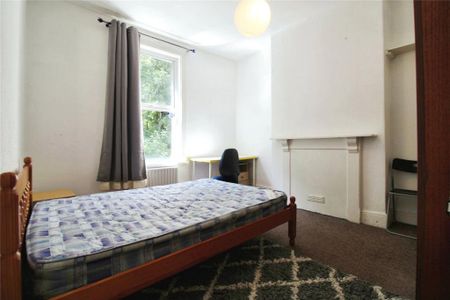 5 bedroom semi-detached house to rent - Photo 3