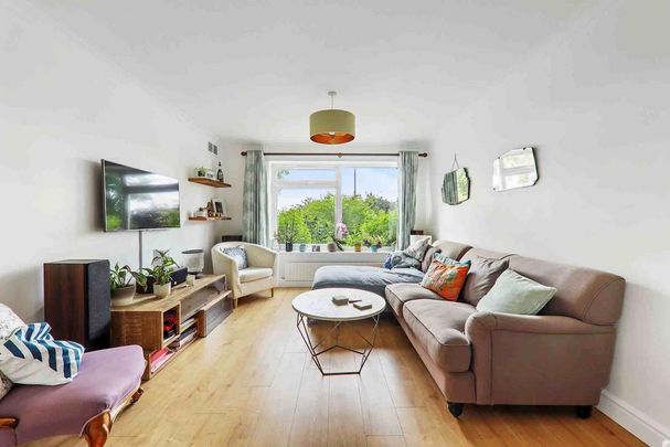 4 bedroom house to rent - Photo 1