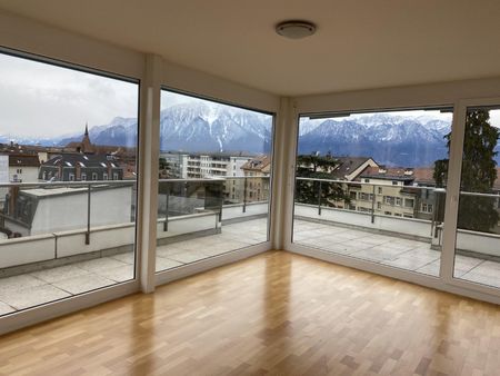 Magnifique appartement très lumineux de 4,5 p. au dernier étage, superbe vue sur le lac et le Lavaux. - Photo 5