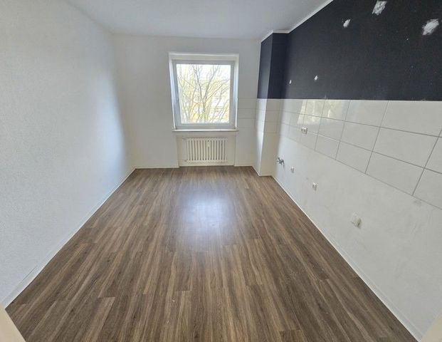 Moderne Wohnung, 3.OG ohne Aufzug, Ruhige Lage in Düsseldorf-Garath - Photo 1
