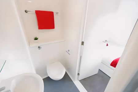 Bronze Studio - Photo 2