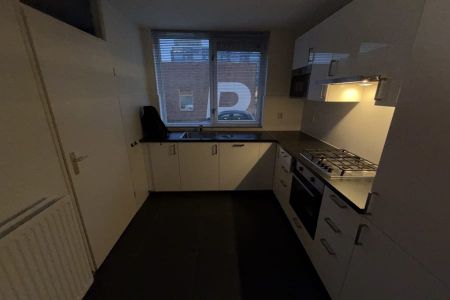 Appartement te huur: Etienne de Bouterstraat 37 3067 AR Rotterdam - Foto 3