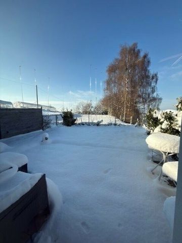 Appartement de 2,5 pièces au rez avec jardin - Photo 3