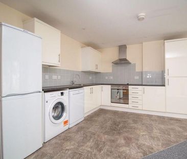 2 bedroom apartment to rent - Photo 3