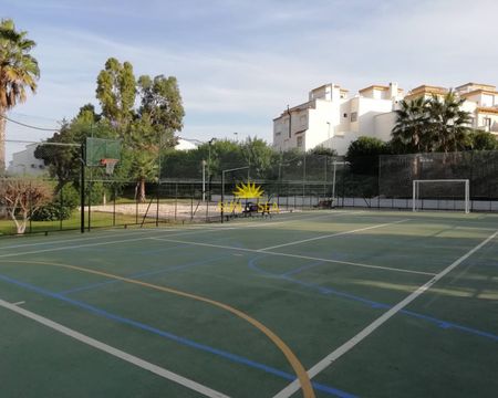 THREE-BEDROOM DUPLEX – GRAN ALACANT - Photo 5