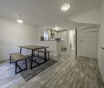 3 bedroom townhouse to rent - Photo 3