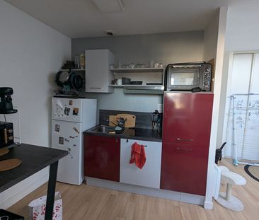 Location Appartement 2 pièces 33m² - Photo 3