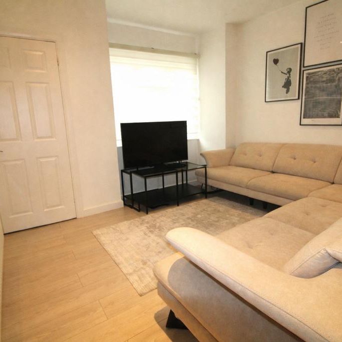 2 bedroom semi-detached house to rent - Photo 1