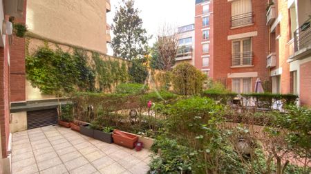 Location Appartement 3 pièces 55m² NEUILLY SUR SEINE 92200 - Photo 4