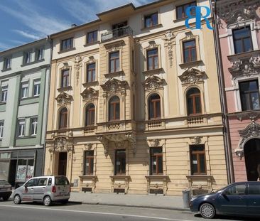 Pronájem bytu 2+1 72 m² - Fotografie 1