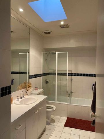 South Yarra - Photo 4