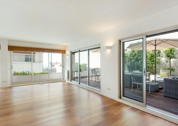 3 Bedroom Apartment with a view, Alto de Santa Catarina, Oeiras
