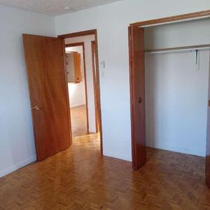 5 1\2 rue Bowen Sherbrooke 960$ - Photo 2