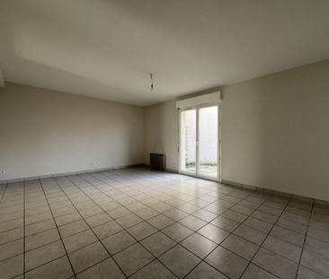 Location Appartement 3 pièces 64m² BASSENS 33530 - Photo 1