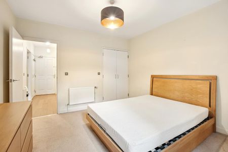 1 bedroom ground floor flat to rent - Photo 4