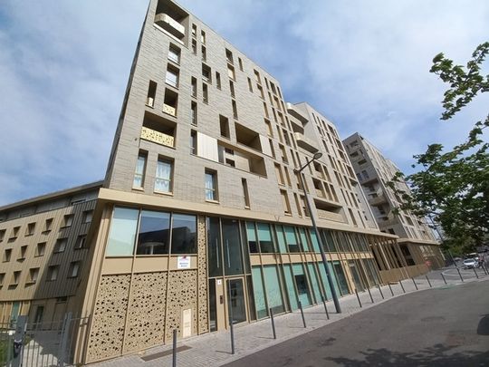 Appartement de type 2 Balcon et place de parking - Photo 1