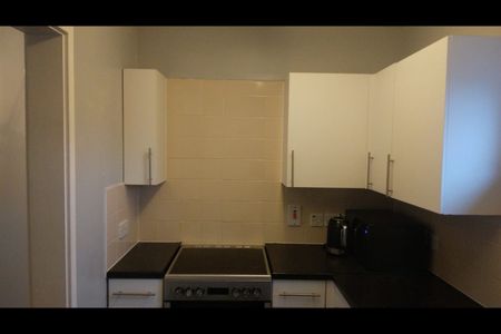 1 Bed Flat, London, SE22 - Photo 4
