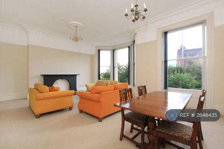 3 bedroom flat to rent - Photo 2