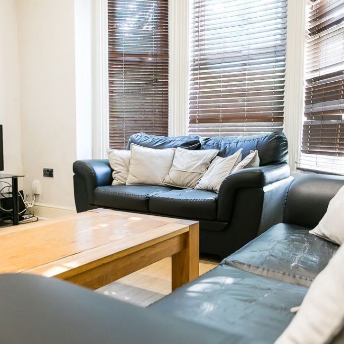 Inglewood Terrace, Woodhouse, Leeds - Photo 1