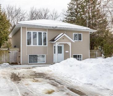 Grand 2 Chambres Avec Cour Arrière - Photo 2