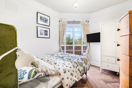 2 bedroom flat to rent New Church Road, Hove - Photo 4