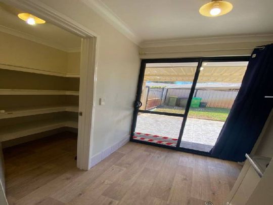 A 3x1 Brick Home Nestled on a Quiet Neighborhood Perfect for Small Families or Group of Friends&period; - Photo 1