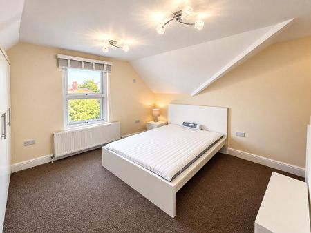 House share to rent - Photo 3