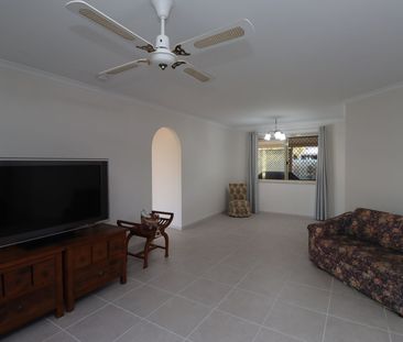 27 Moonbi St, 4655, Scarness Qld - Photo 1