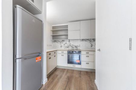 1 bedroom flat to rent - Photo 5