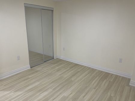 For Lease - 2346 Bankside Drive Unit# Basement, Mississauga, Ontario - Photo 4