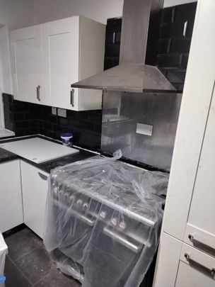 Room in a Shared House, Wharton Street, B7 - Photo 1
