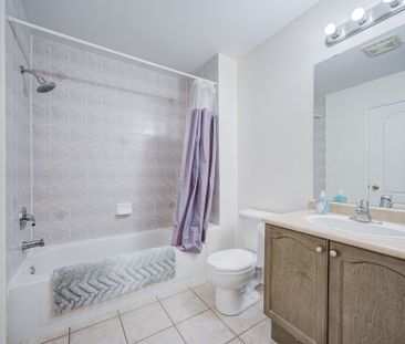 For Lease - 10 Post Oak Drive Unit# 14, Richmond Hill, Ontario - Photo 4