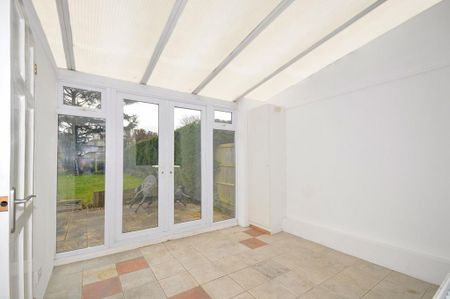 2 bedroom terraced house to rent - Photo 3