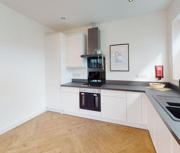 Studio to rent - Photo 2