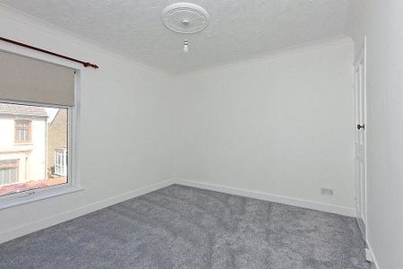 3 bedroom link detached house to rent - Photo 5