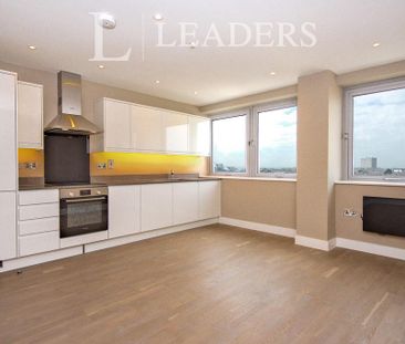 2 bedroom flat to rent - Photo 2