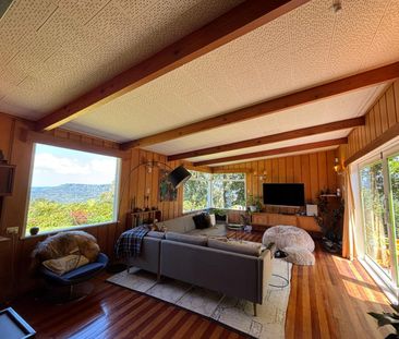 274 Scenic Drive, Titirangi - Photo 1